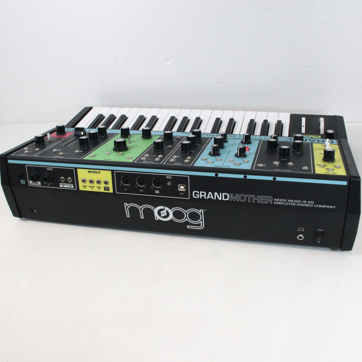 Moog Grandmother 【渋谷店】（中古/送料無料）【楽器検索デジマート】