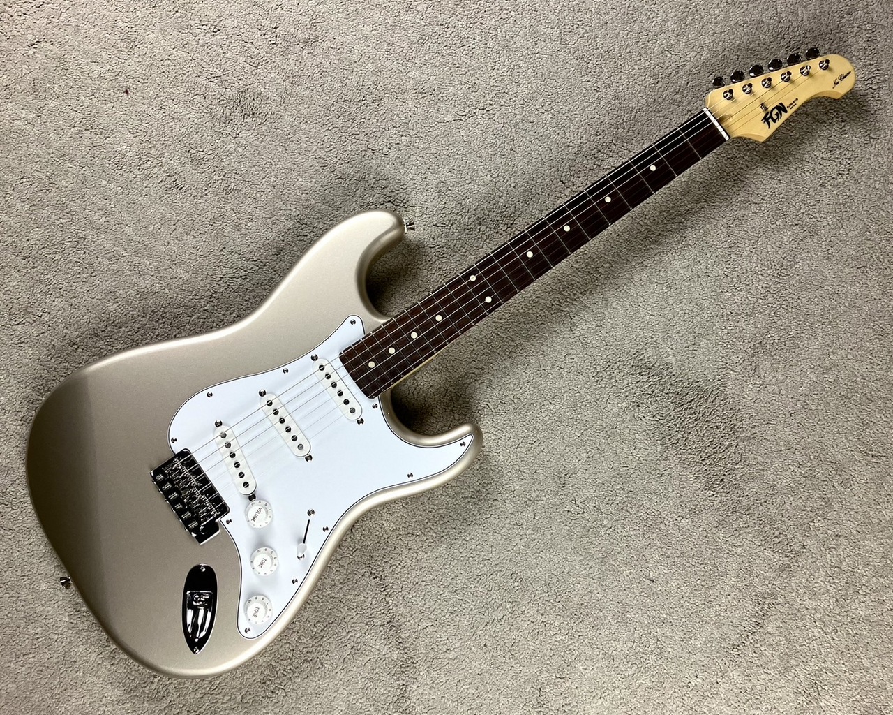 ギター FUJIGEN neo classic NST100RAL-VXH FUJIGEN Neo Classic Series NST100RAL (3Tone Sunburst