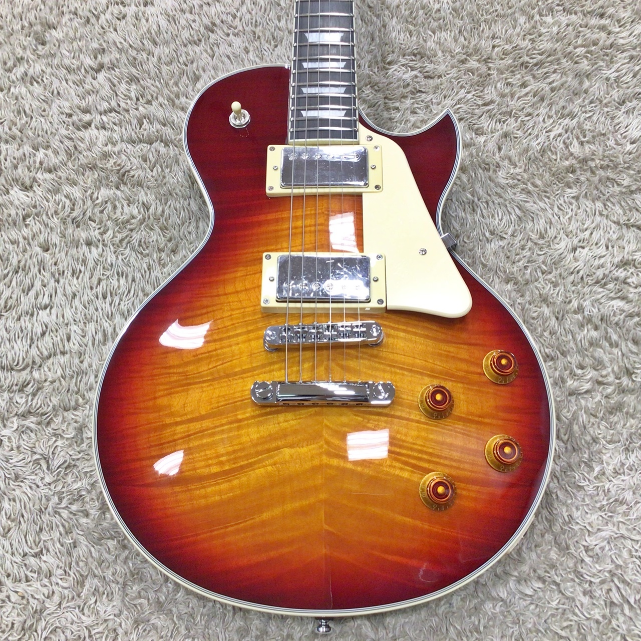 Sire Larry Carlton L7 / TS (Tabacco Sunburst) 【生産完了品