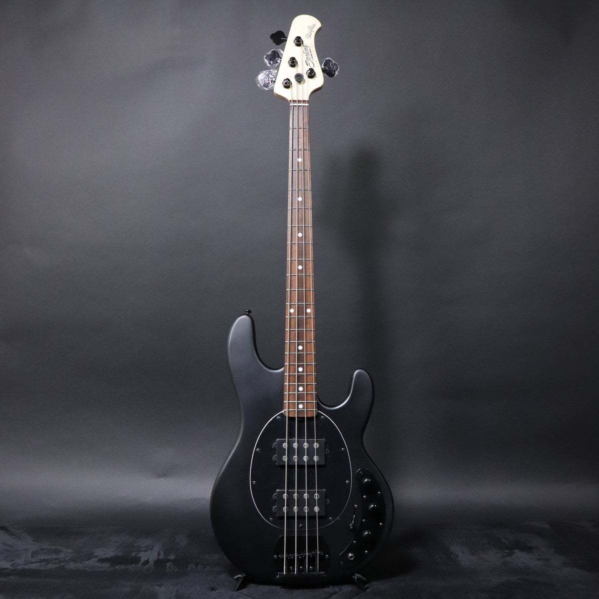 Sterling by MUSIC MAN S.U.B RAY4 HH Stealth Black 【梅田店】（新品