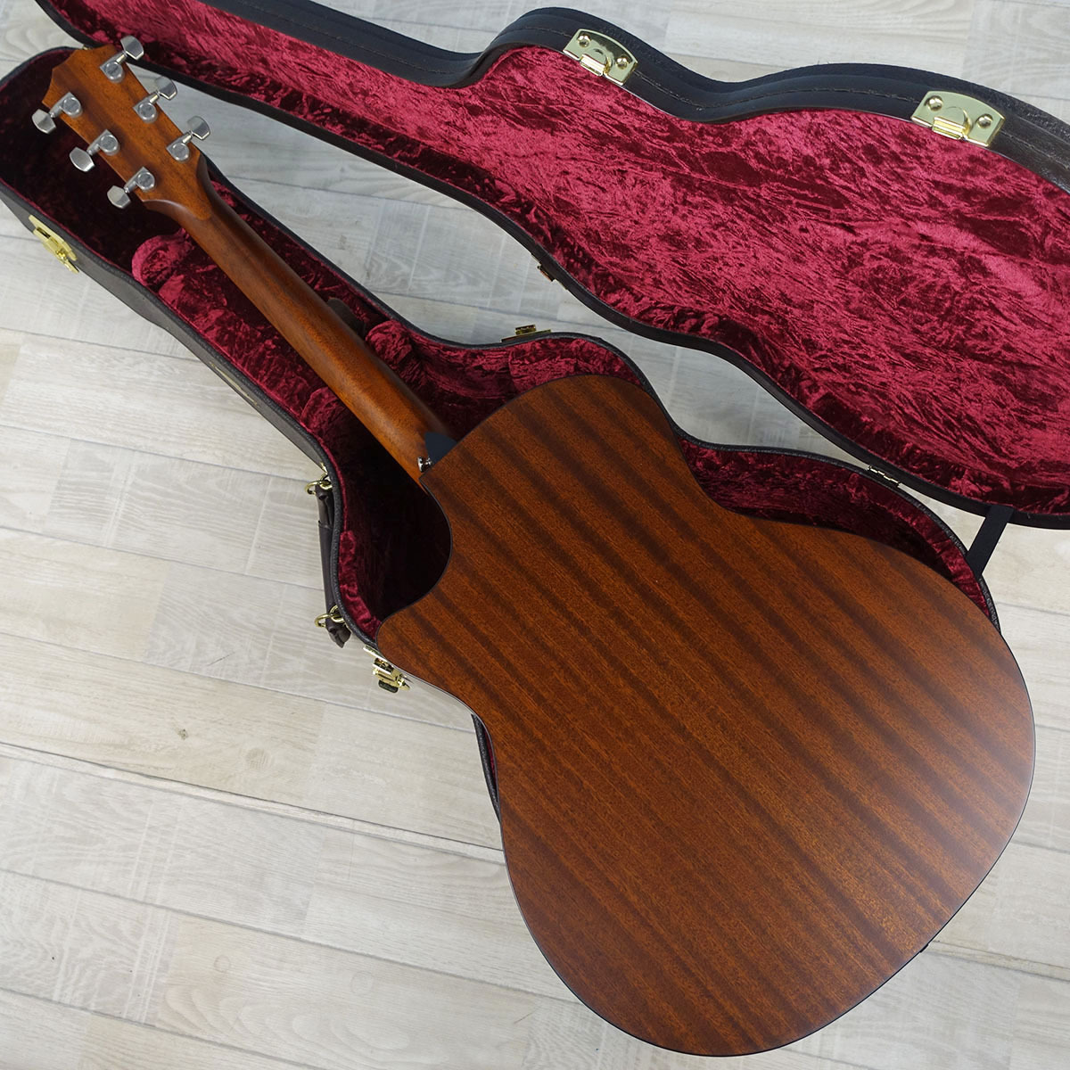 Taylor 314ce V-Class 2018 USA製 純正ハードケース付 Taylor 314ce V-Class【2018年製】【大バーゲンセール！】（中古/送料