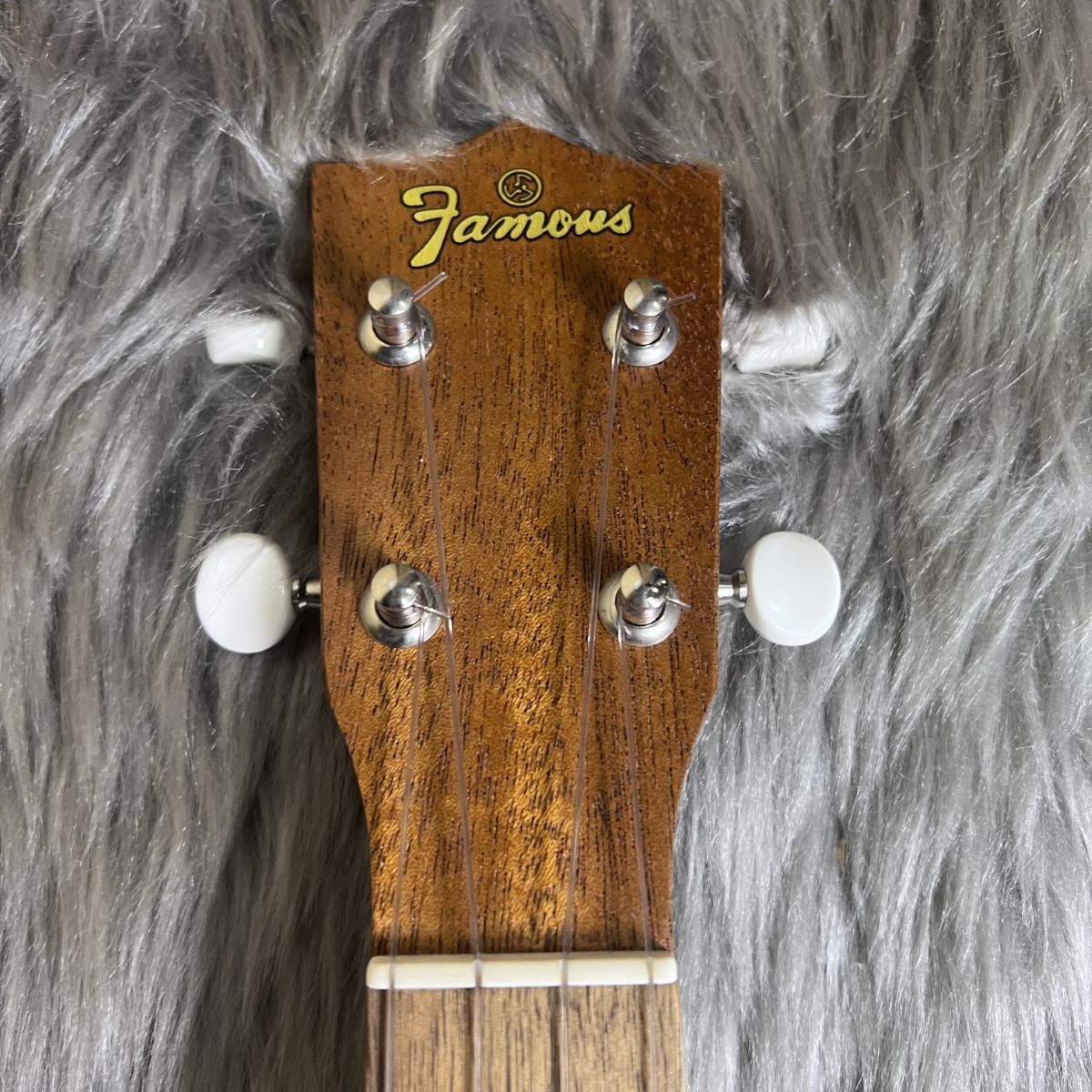 お盆セール】Famous FS-1G 美品 ソプラノウクレレ ギアペグ 日本製-