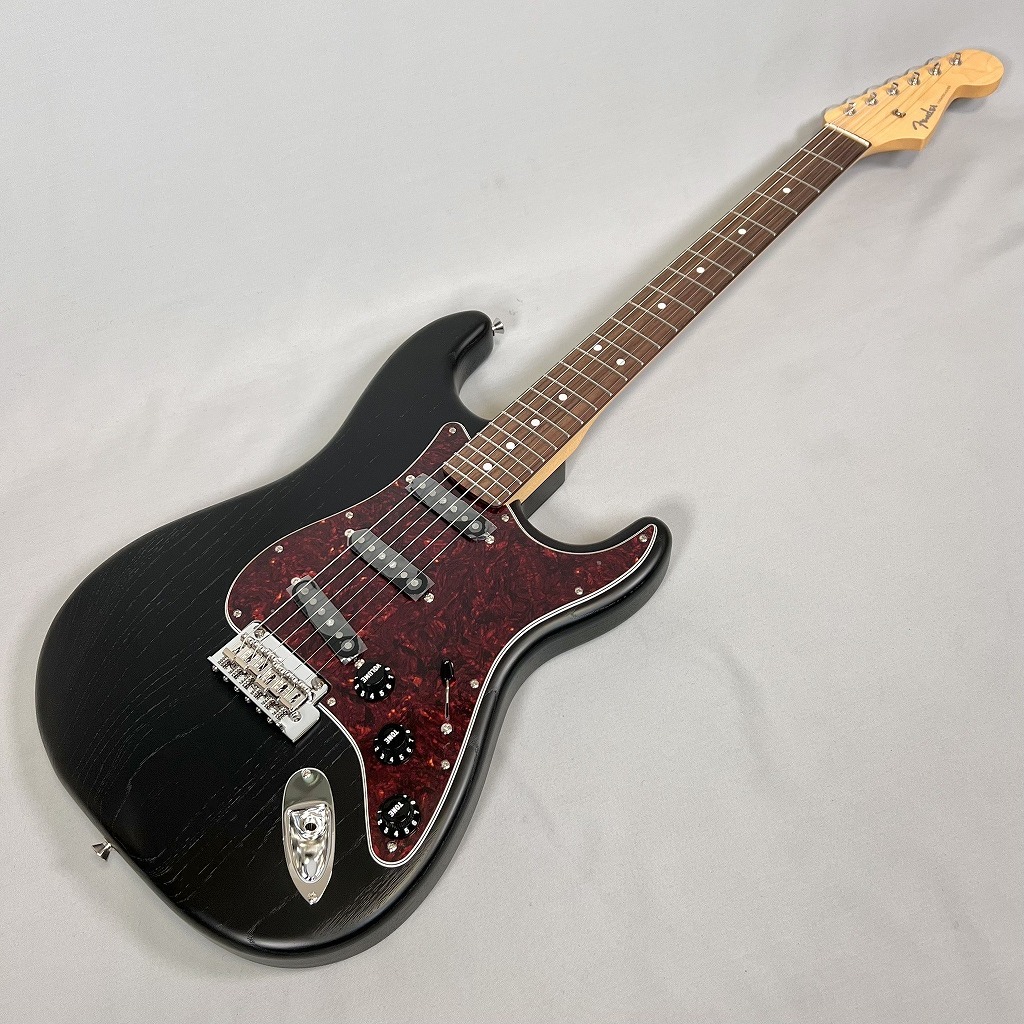 Fender Made in Japan Limited Stratocaster®, Raw Ash Black メイド