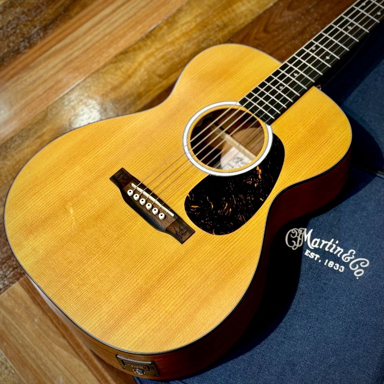 Martin 【現物画像】000JR-10E Shawn Mendes SN:2932319（中古/送料