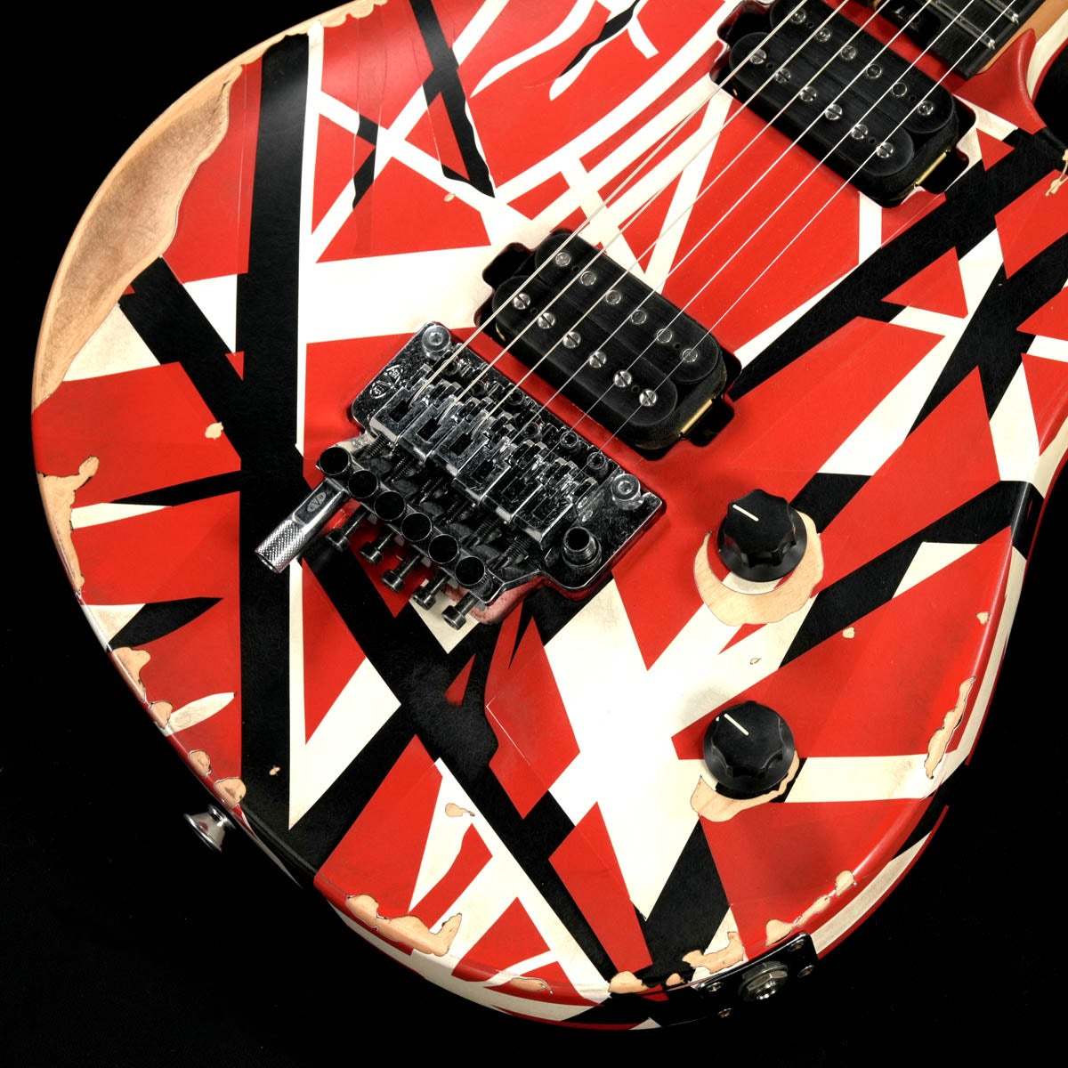 EVH Limited Edition Wolfgang Special Striped Series Ebony FB Red