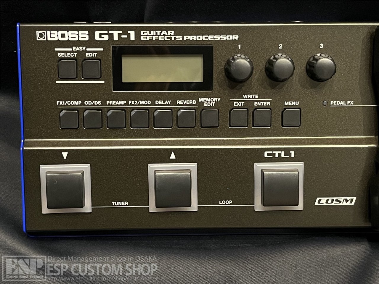 当店人気送料無料 【送料込】BOSS GT-1【元箱、別売アダプター付き