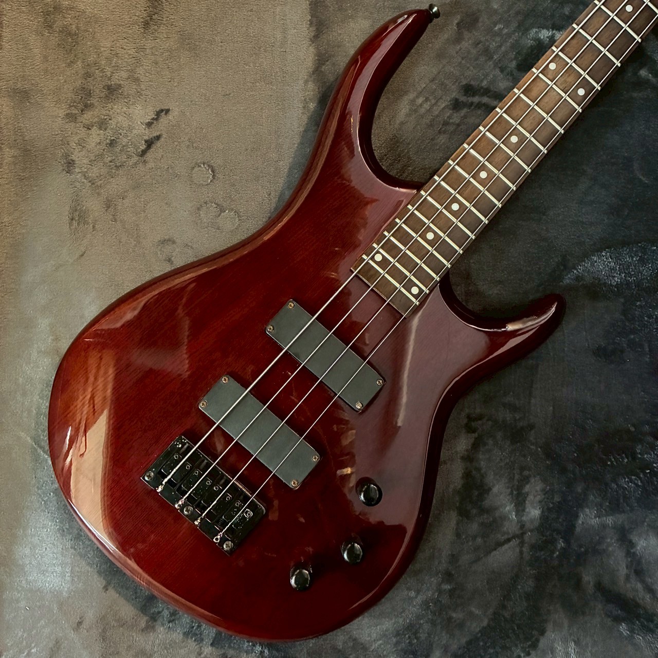 Epiphone embassy standardⅳ 4弦エレキベース Epiphone Embassy Standard IV - What To Know & Where To Buy