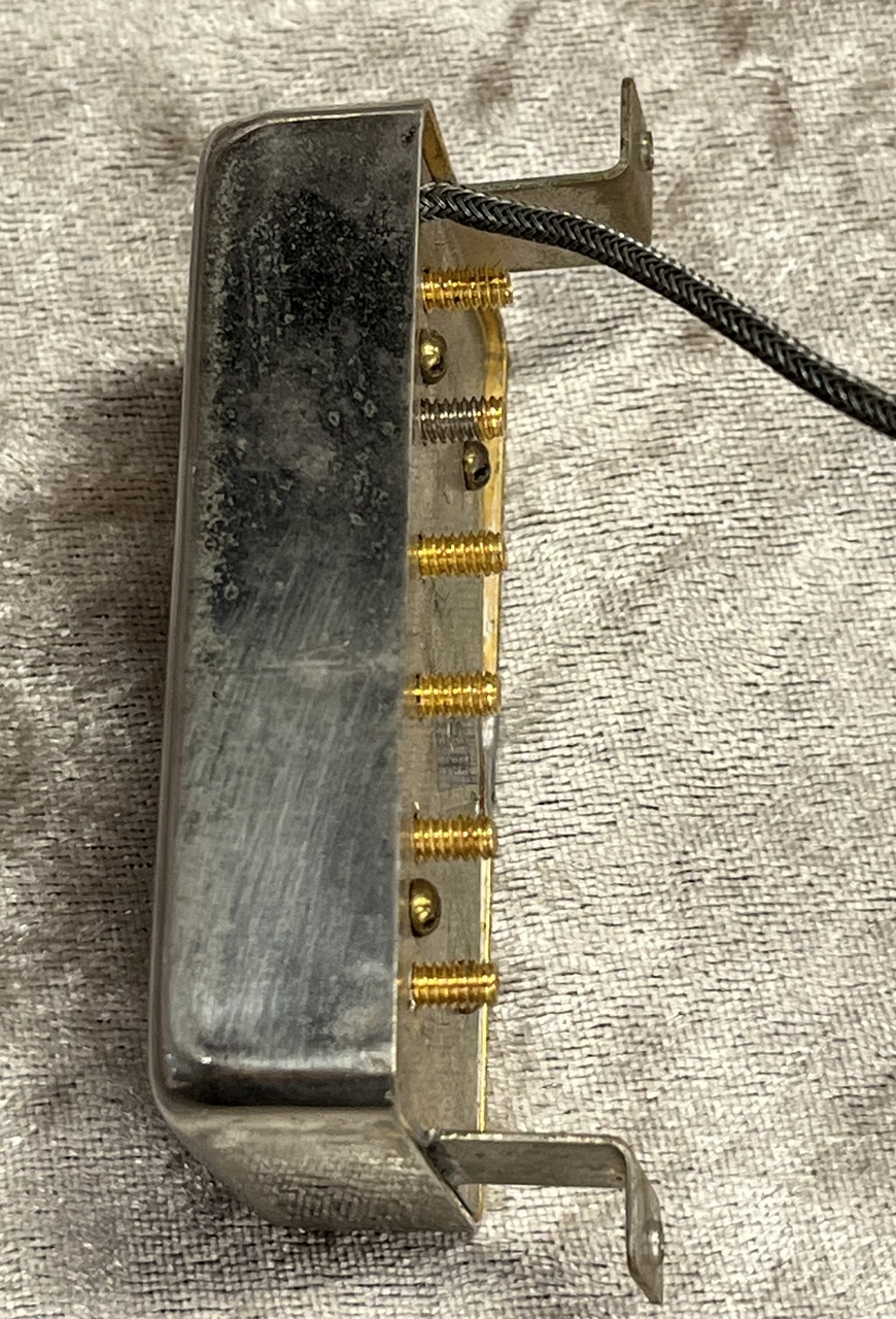 F-1983　新品　ヒップアップガード　Lブラック　2枚入り F-1983 新品 ヒップアップガード Lブラック 2枚入り