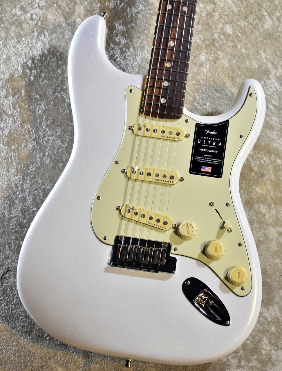 Fender AMERICAN ULTRA STRATOCASTER MOD Arctic Pearl #US23094837 ...