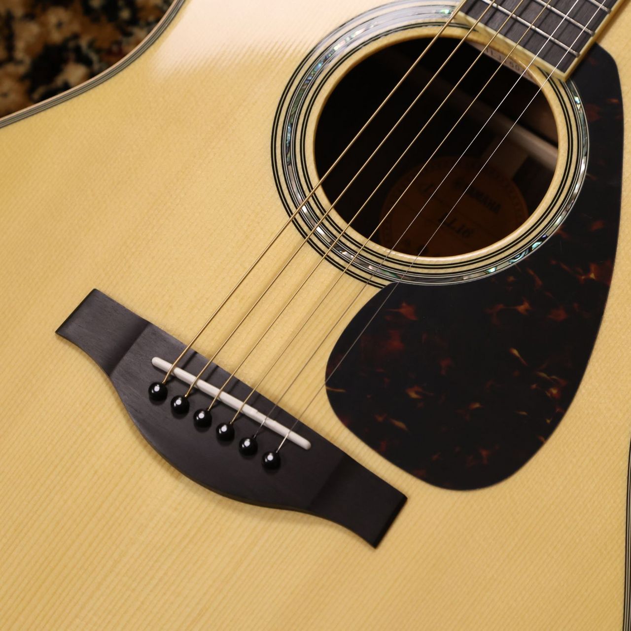 YAMAHA LL16 ARE NT エレアコギター【現物写真】（新品/送料無料