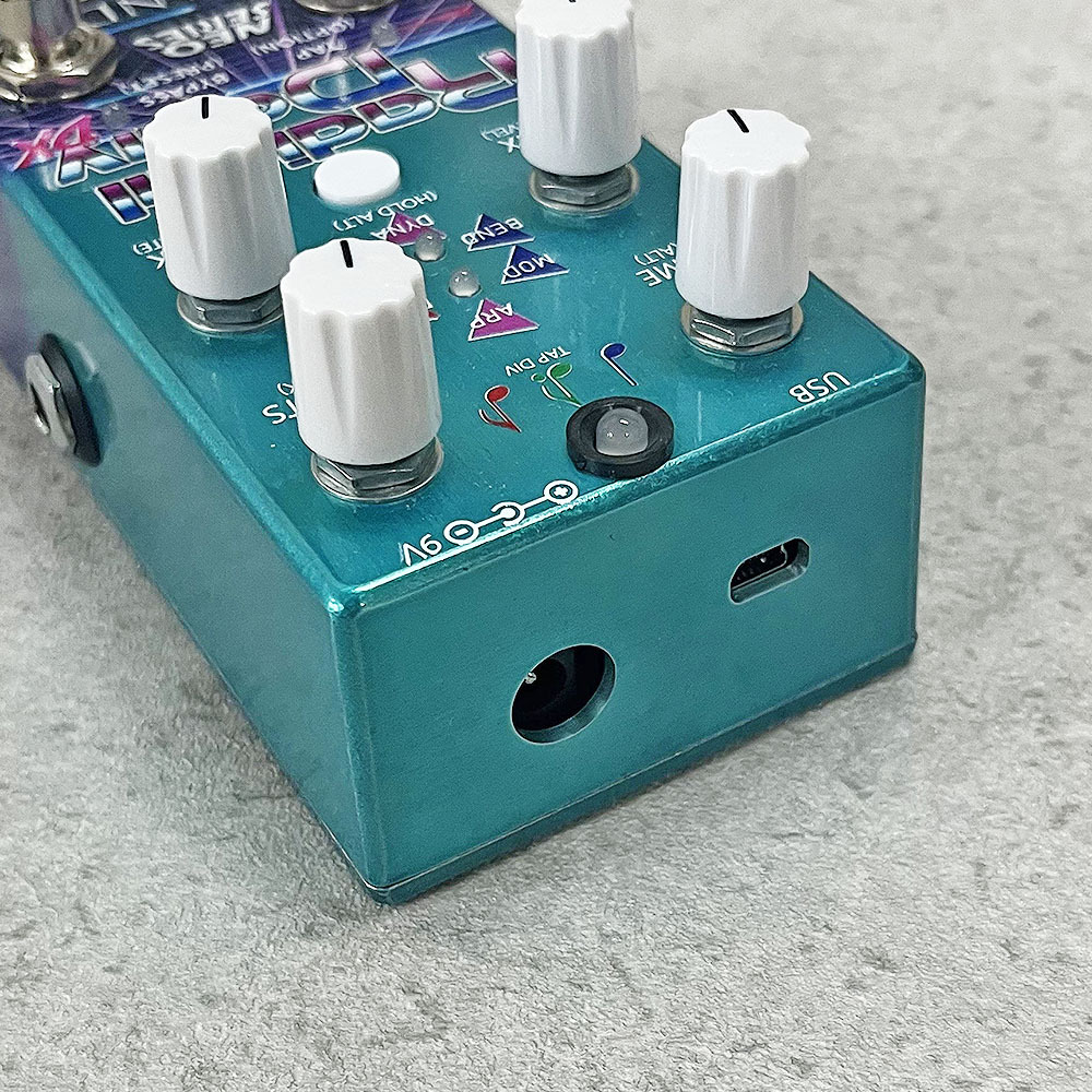 【2024最新作】 Alexander Pedals Radical Delay DX 【在庫限りの大特価!・送料 ギター