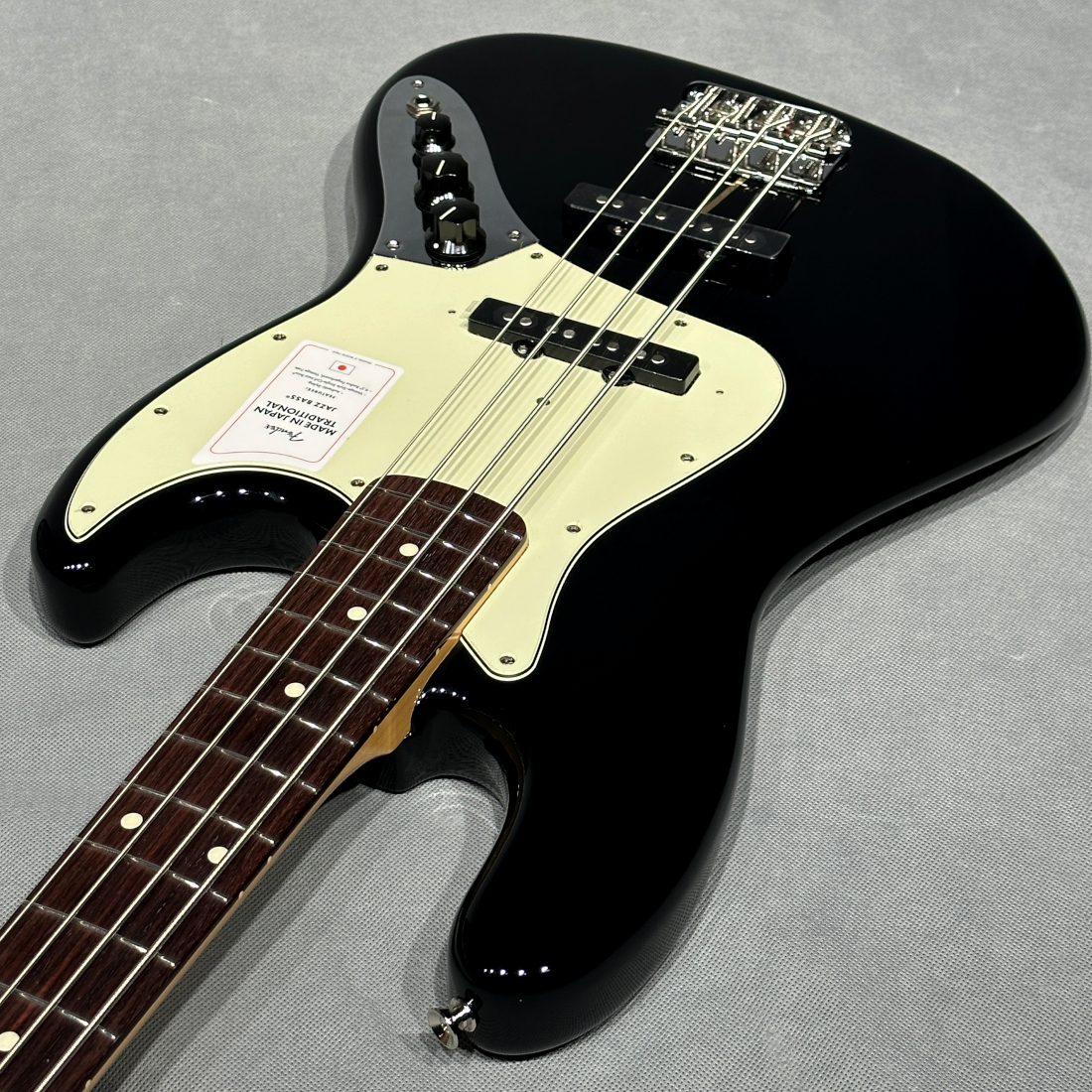 Fender Made in Japan Traditional 60s Jazzbass RW BLK Black（新品