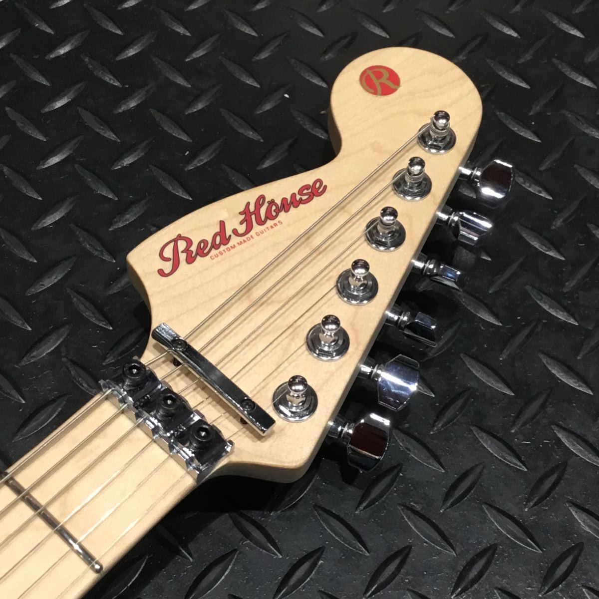Red House Guitars Kelly SIMONZ 超絶 Sheer Red Ogre（新品/送料無料