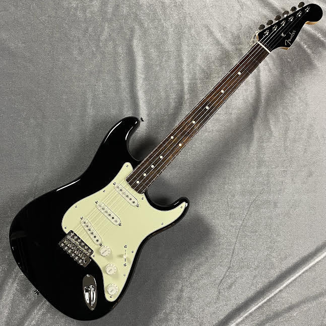 Fender 2023 Collection MIJ Traditional 60s Stratocaster Black