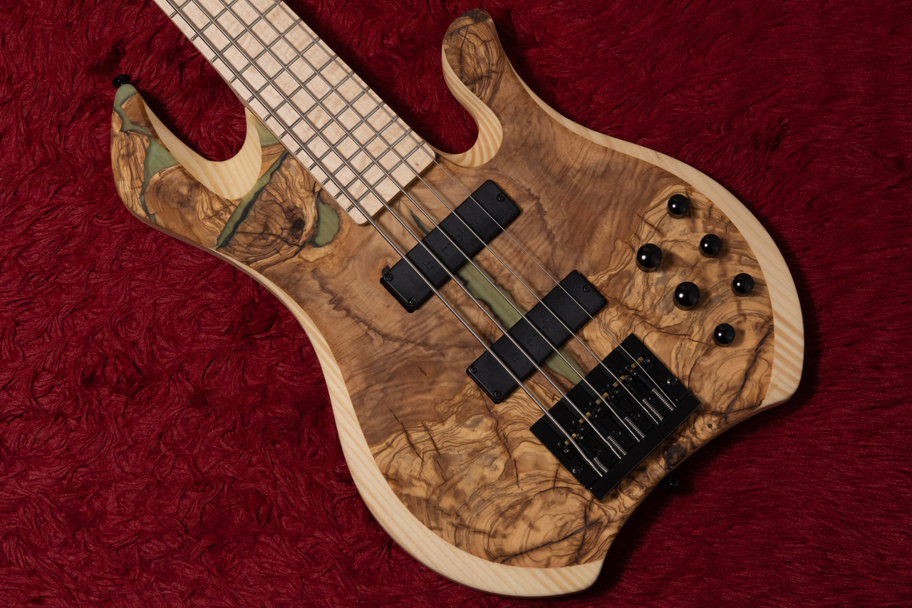 Markbass MB RB KILIMANJARO F1 5 / MAK-B KLJF15 / B-M OLV 3.880kg
