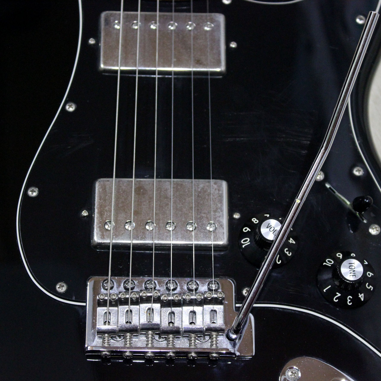 fender blacktop ストラトキャスター Fender Blacktop Stratocaster HH with Maple Fretboard
