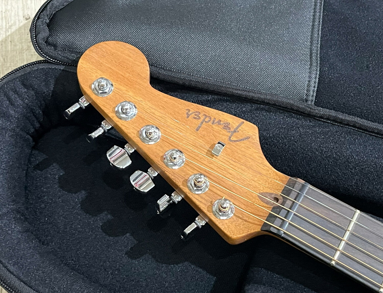 Fender Acoustics Fender American Acoustasonic Jazzmaster (selected