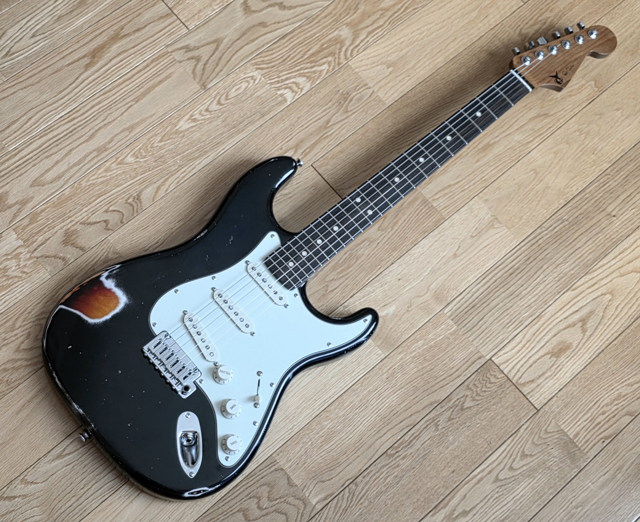 ファッションデザイナー Custom GUITAR RY Order （中古）【楽器検索 Stratocaster ギター