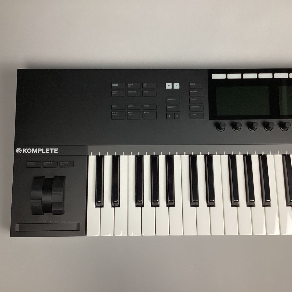 6381】 KOMPLETE KONTROL S49 MIDI キーボード-