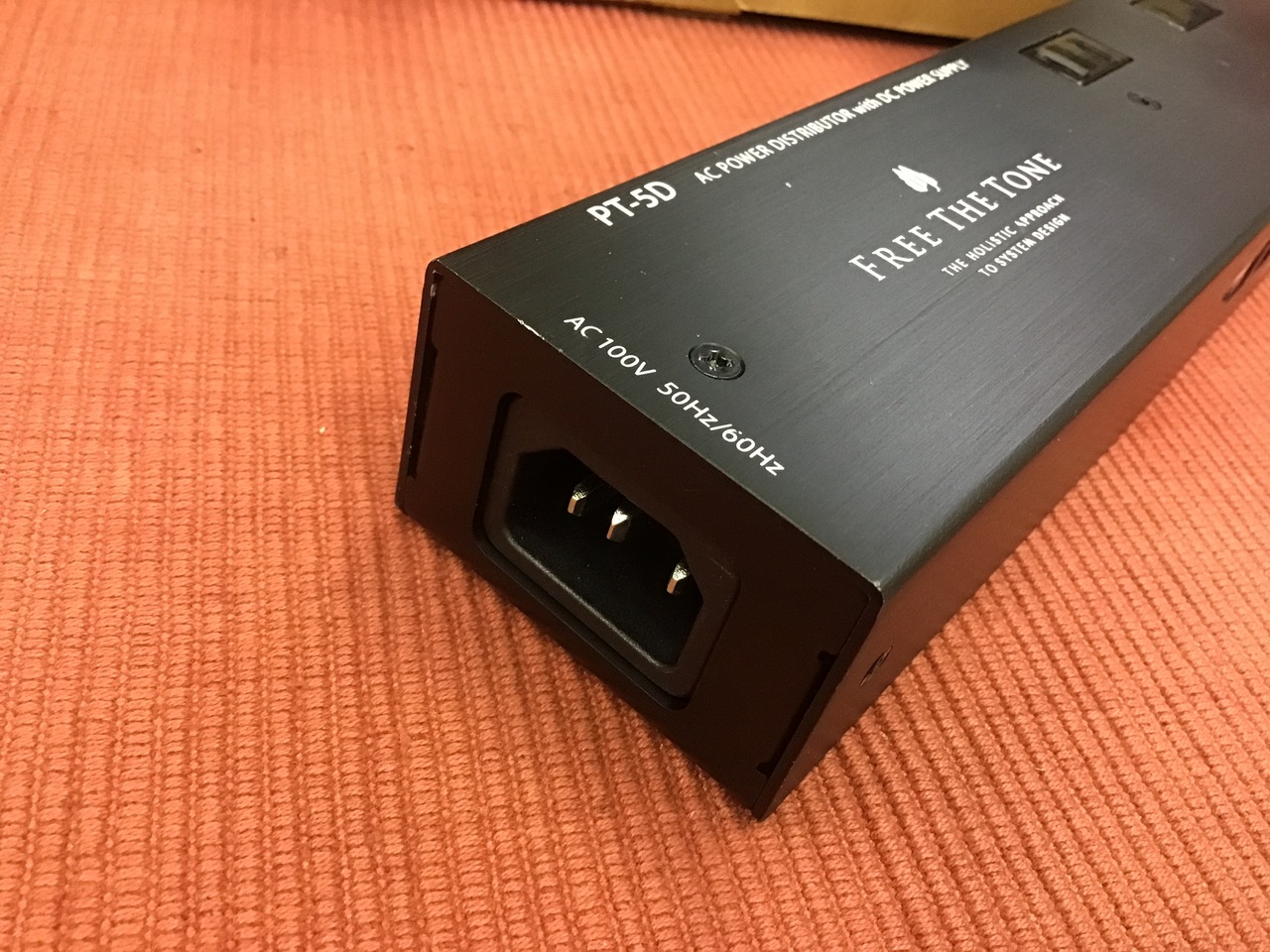 Free The Tone PT-5D/AC POWER DISTRIBUTOR with DC POWER SUPPLY