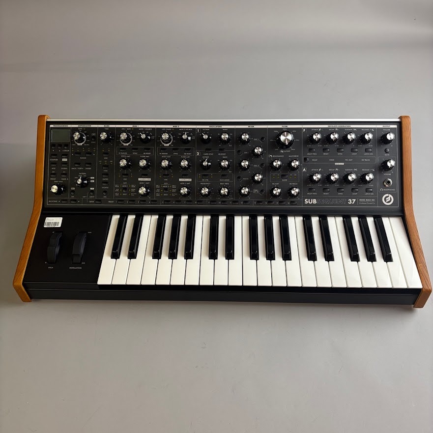 Moog Subsequent 37（中古/送料無料）【楽器検索デジマート】