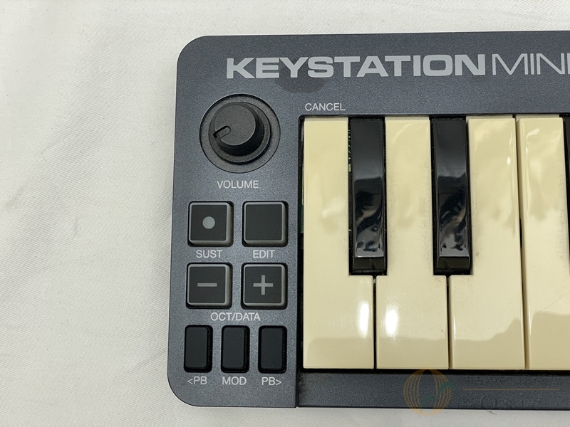 Machine studio M32キーボードセット Maschine studio M32キーボードセット Maschine studio M32