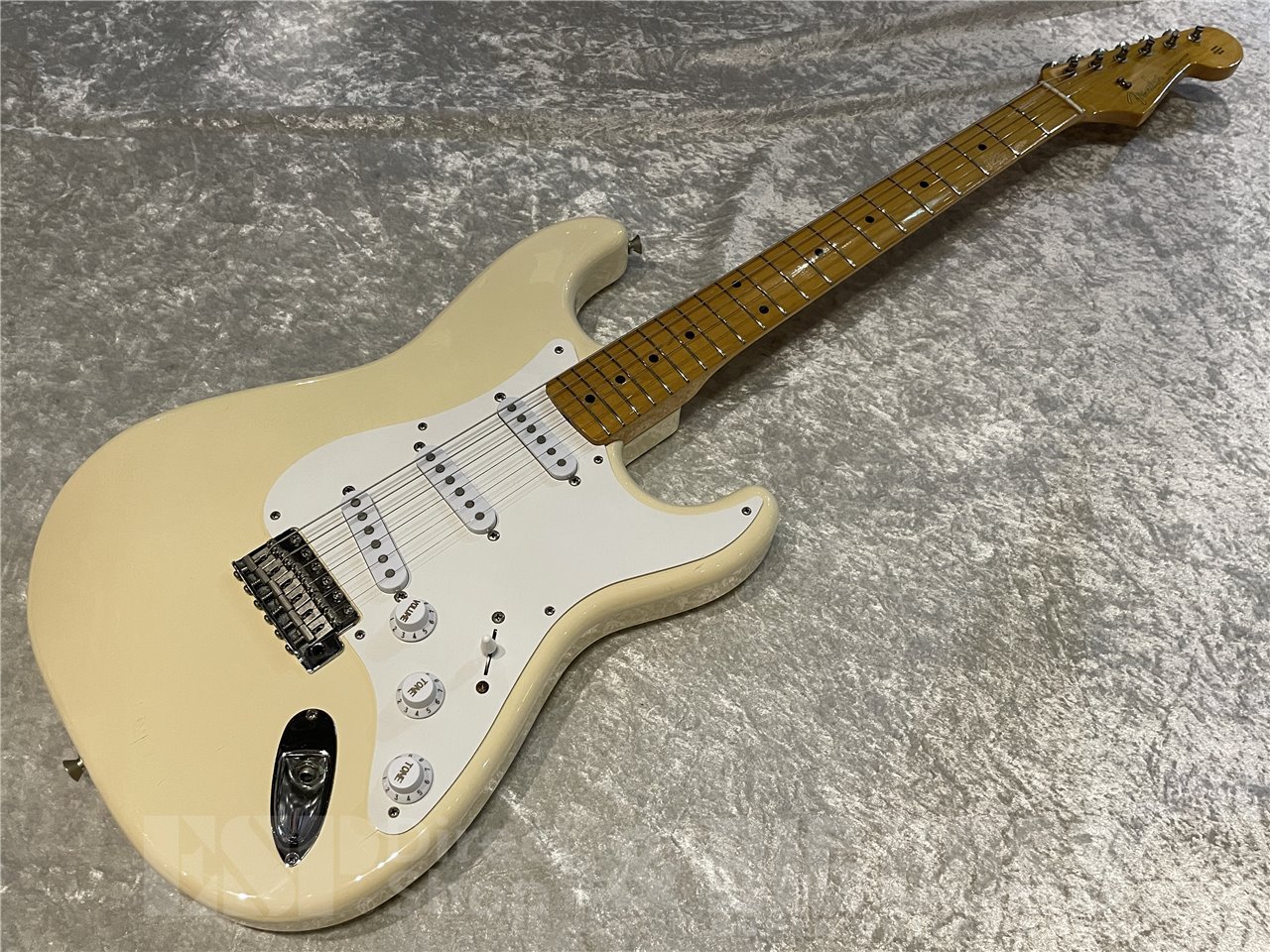 Fender Japan ST-57(Vintage White)（中古/送料無料）【楽器検索