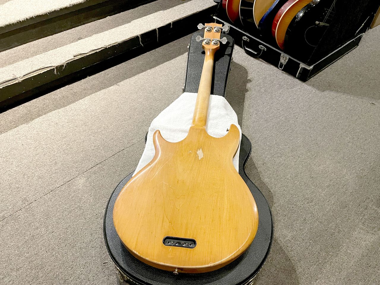 Gibson The Ripper Bass L-9S（ビンテージ）【楽器検索デジマート】