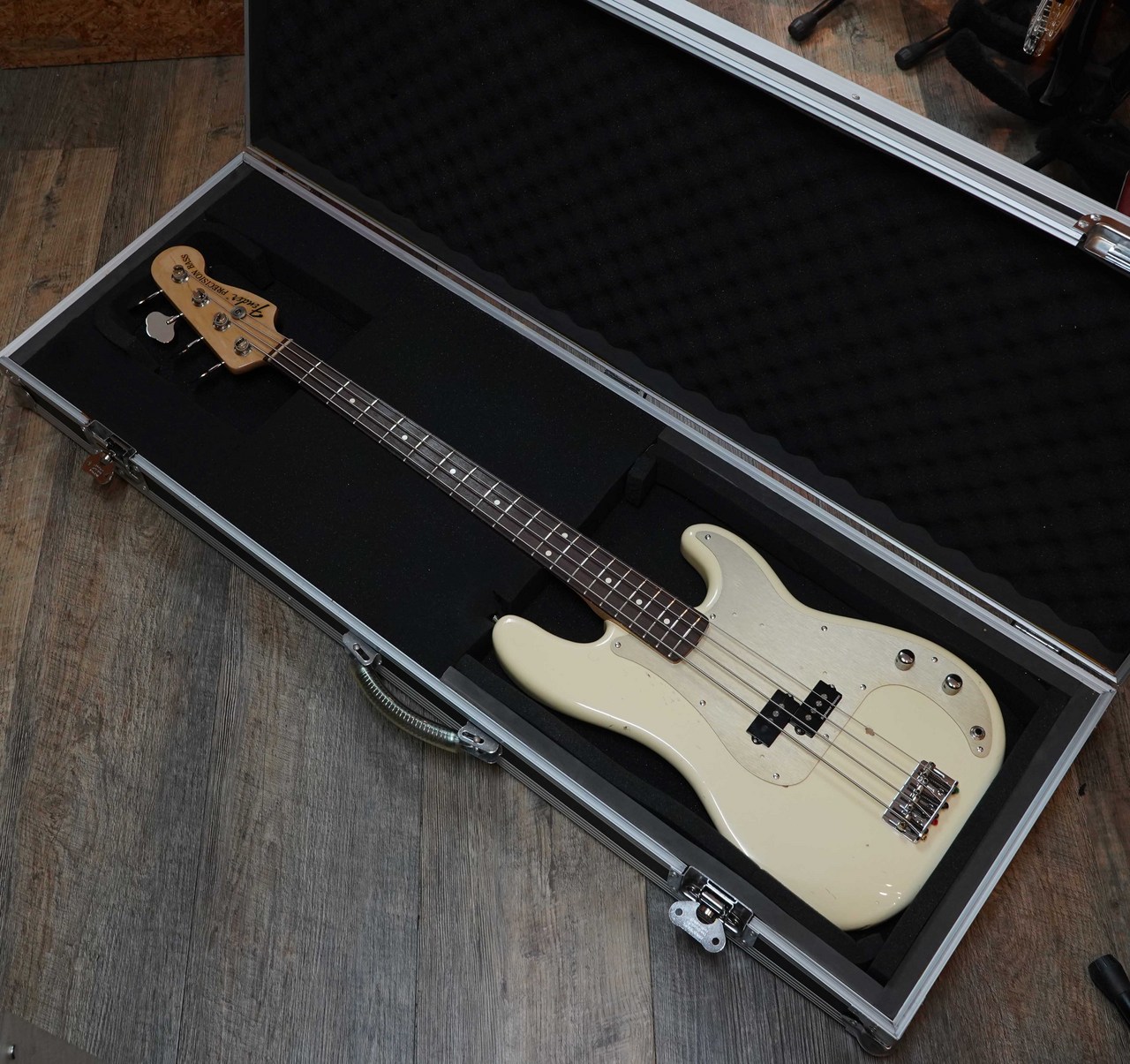 Warwick Rockcase Bass Flight Case（中古）【楽器検索デジマート】