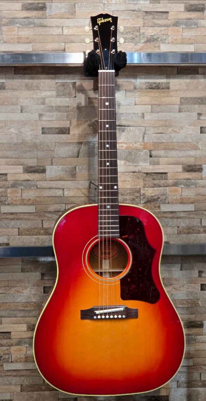 Gibson 60's J-45 ADJ Vintage Cherry Sunburst 【クロサワ5本限定