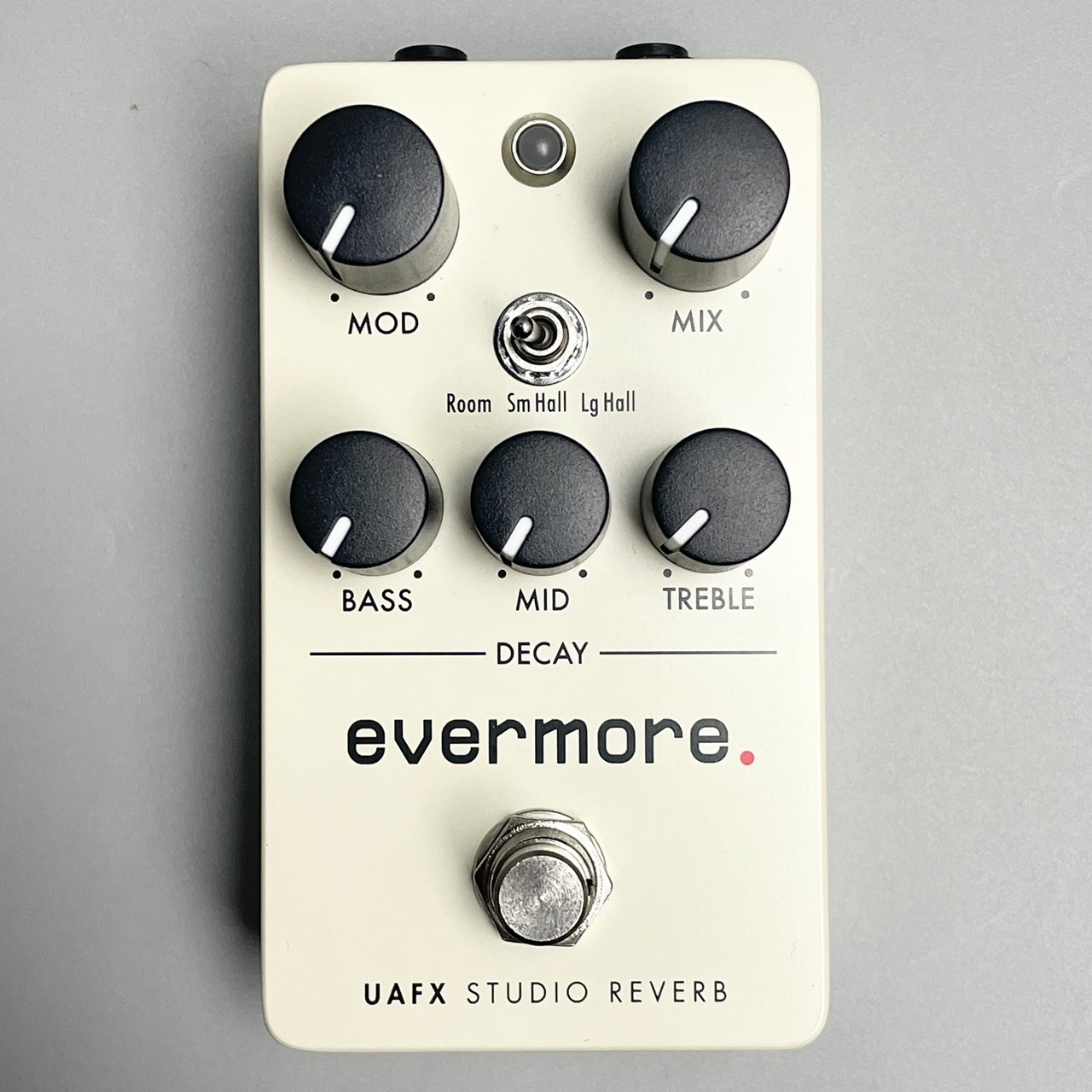 Universal Audio UAFX Evermore Studio Reverb コンパクト