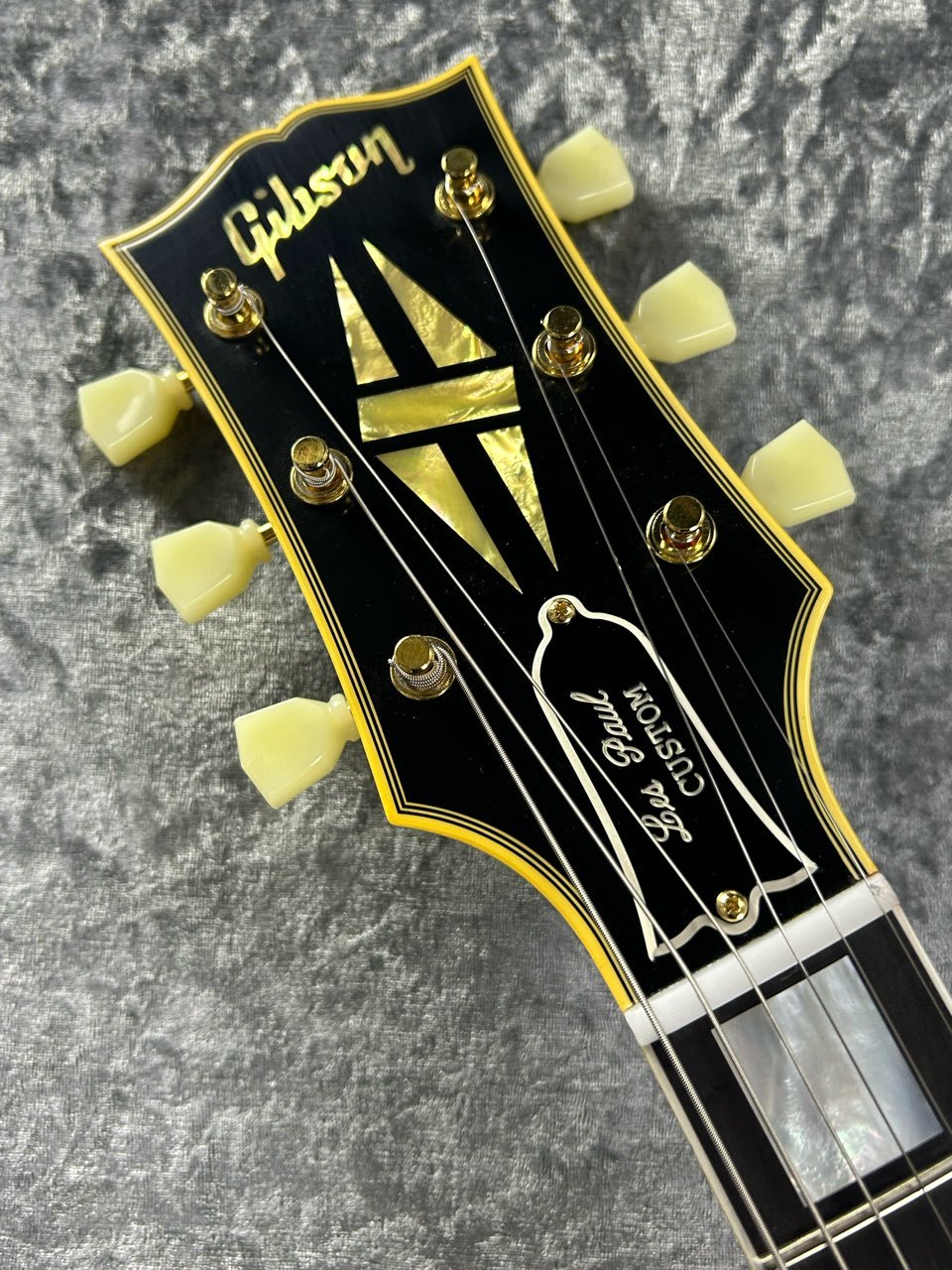 いぐもさま専用出品　Les Paul Custom 1957 Les Paul Custom 3-Pickup With Bigsby Vibrato Ebony