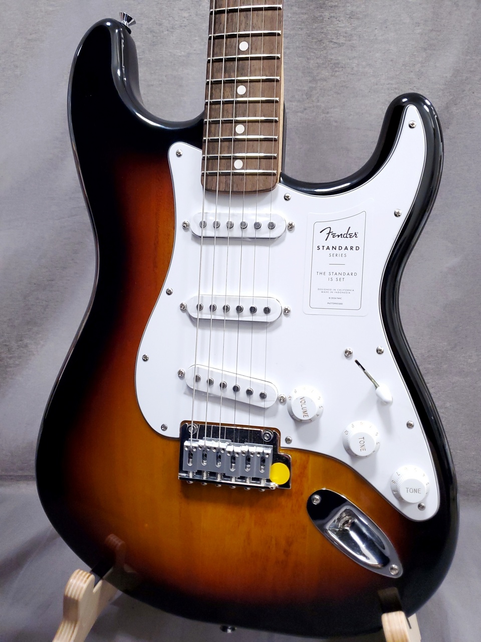 Fender Standard Stratocaster LRL WPG 3TS（新品）【楽器検索デジマート】