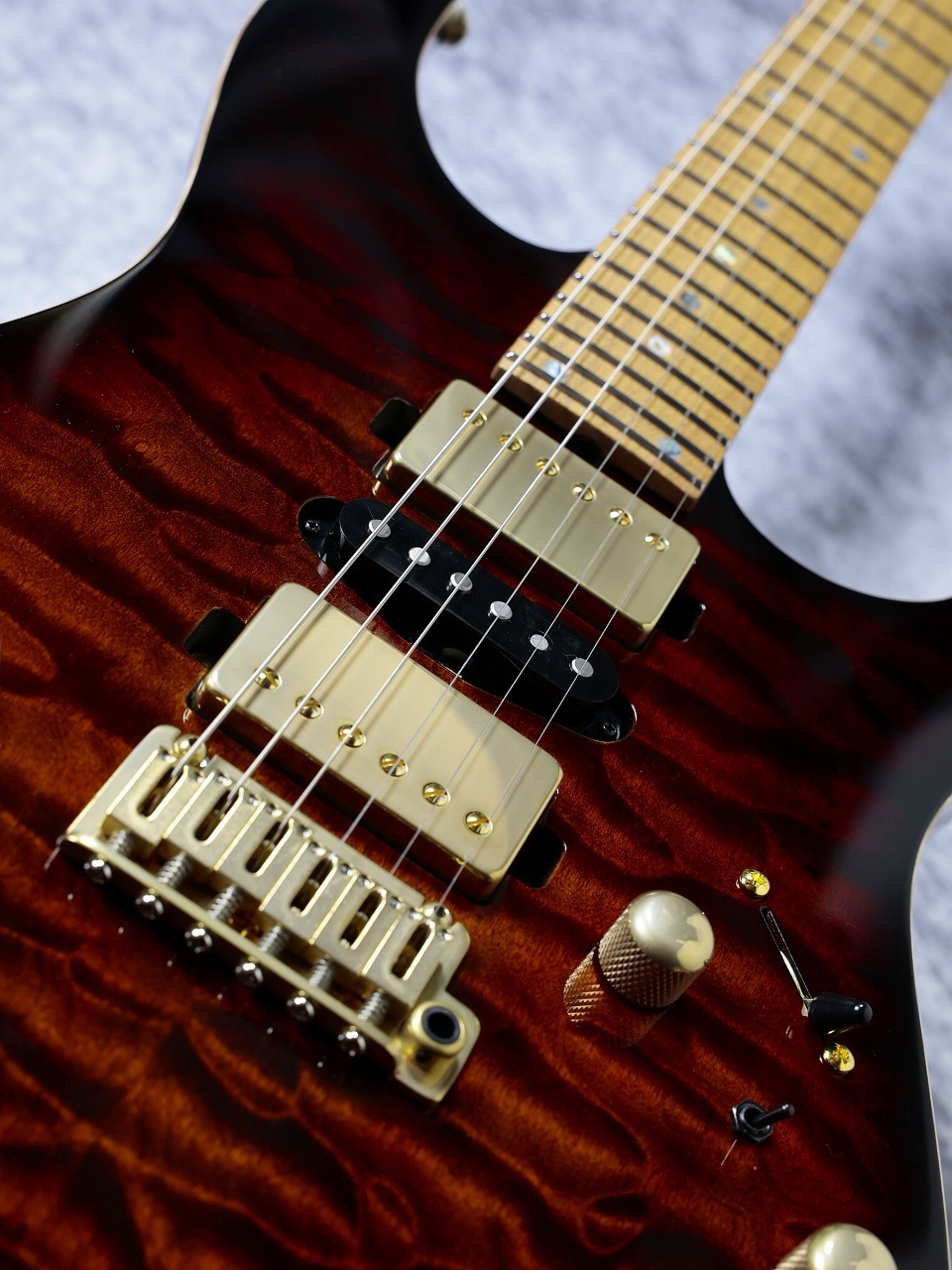 T's Guitars DST-Pro24 5A Quilt Maple ~Tiger Eye Burst~ 033067 [約
