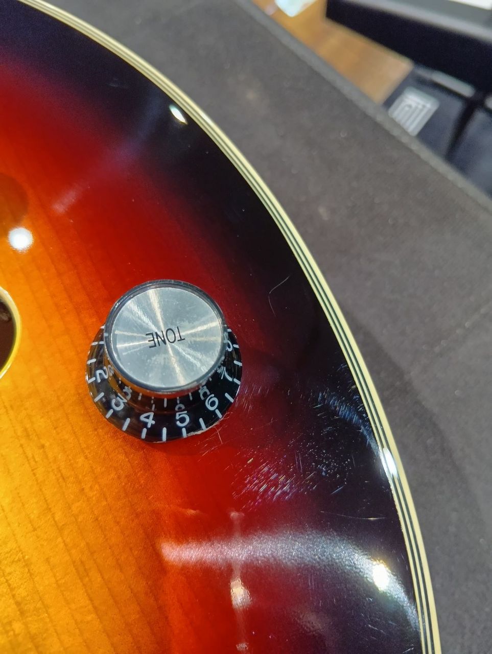 Epiphone Broadway Vintage Sunvurst エレキギター フルアコ（新品