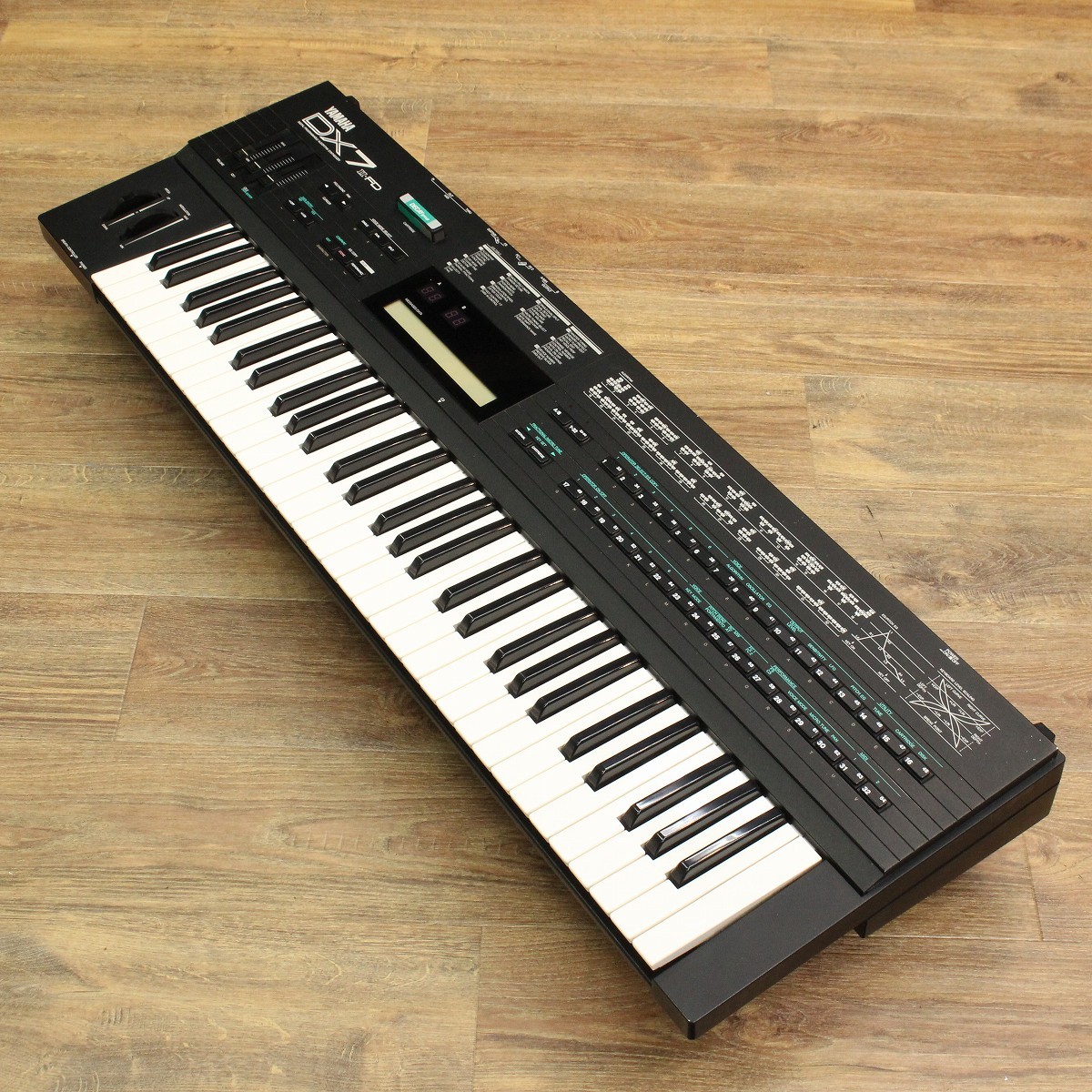 YAMAHA ヤマハ DX7Ⅱ-FD シンセサイザー キーボード ソフトケース付 YAMAHA DX7II-FD 【キーボードマート新宿】【新宿店】（中古/送料無料
