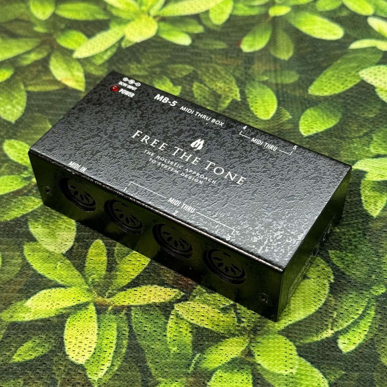 Free The Tone MIDI THRU BOX / MB-5