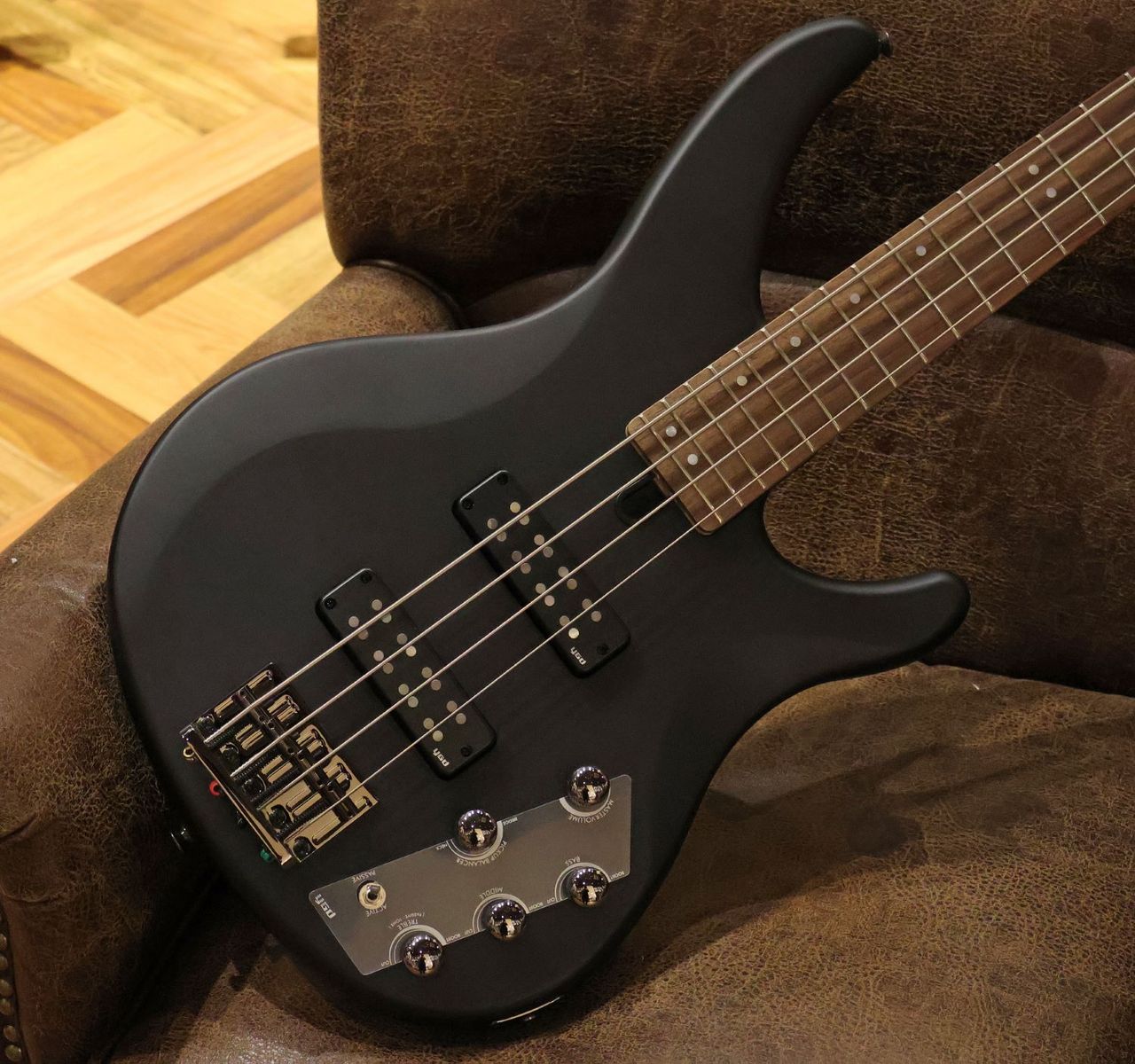 YAMAHA TRBX504 Translucent Black 【現物写真】3.62Kg（新品/送料無料