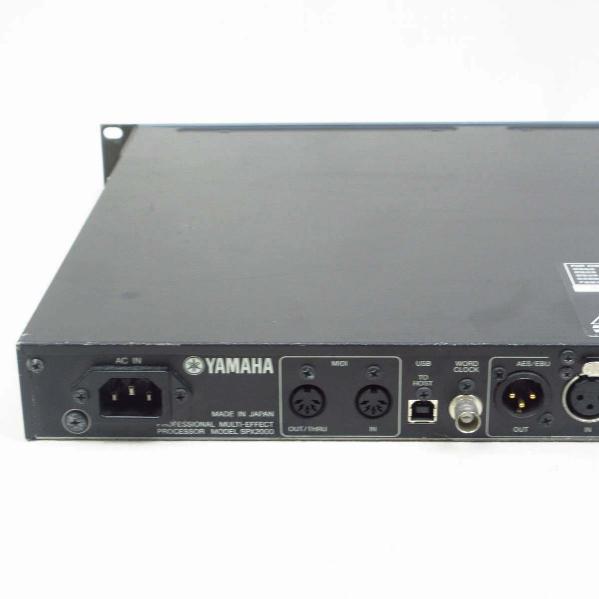 YAMAHA SPX2000 