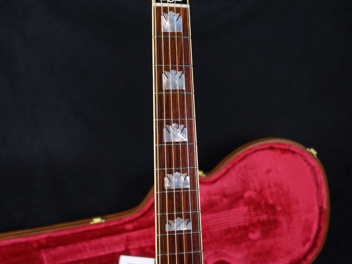Gibson Elvis SJ-200 Ebony 2024（中古）【楽器検索デジマート】