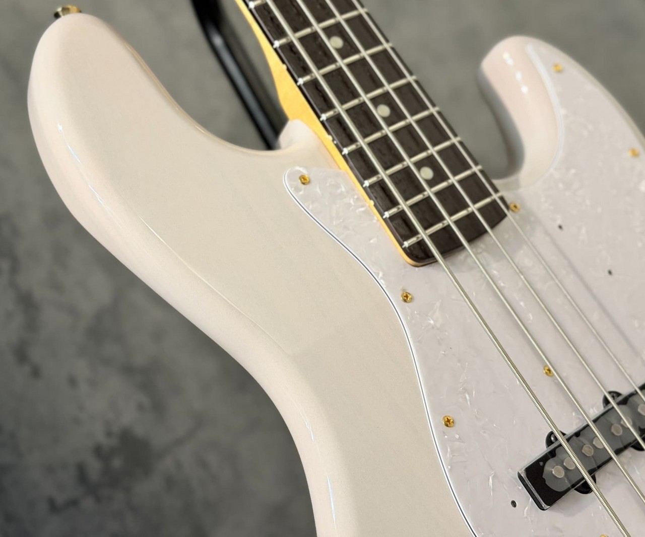 Tokai 【漆黒指板】AJB-101G -See Through White- #251380【4.27kg