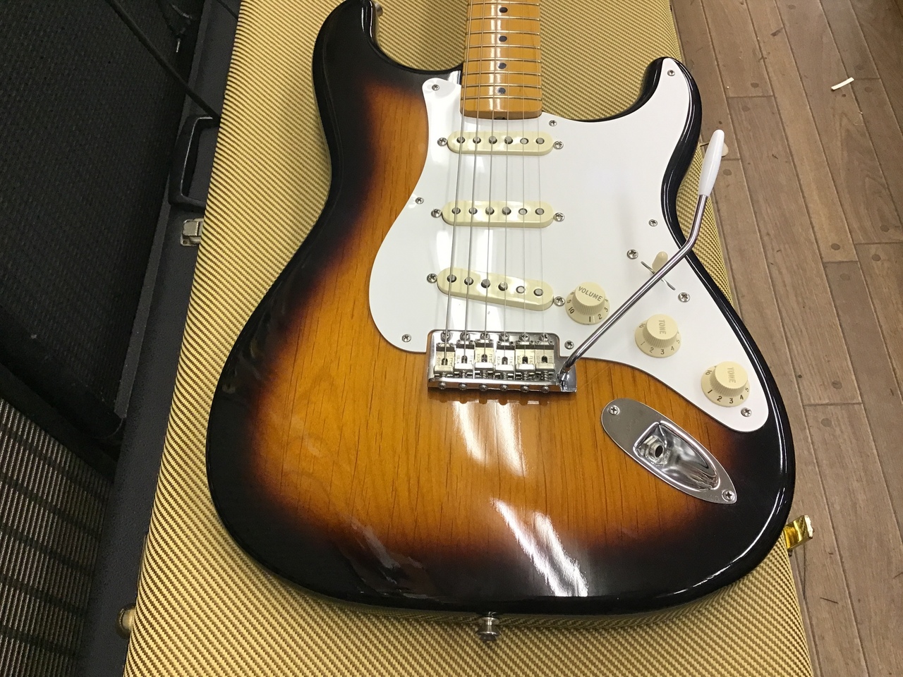Fender American Vintage '57 Stratocaster Thin Lacquer/2CS