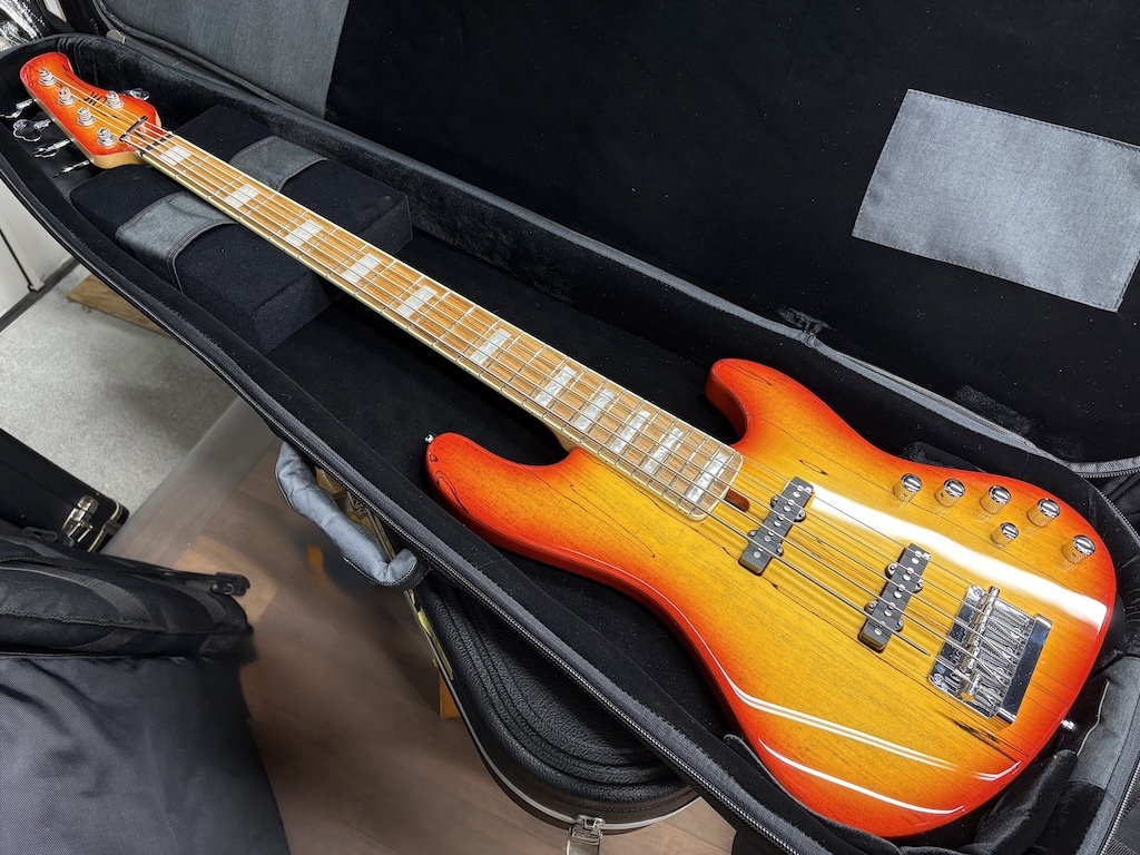 MAYONES Jabba Custom