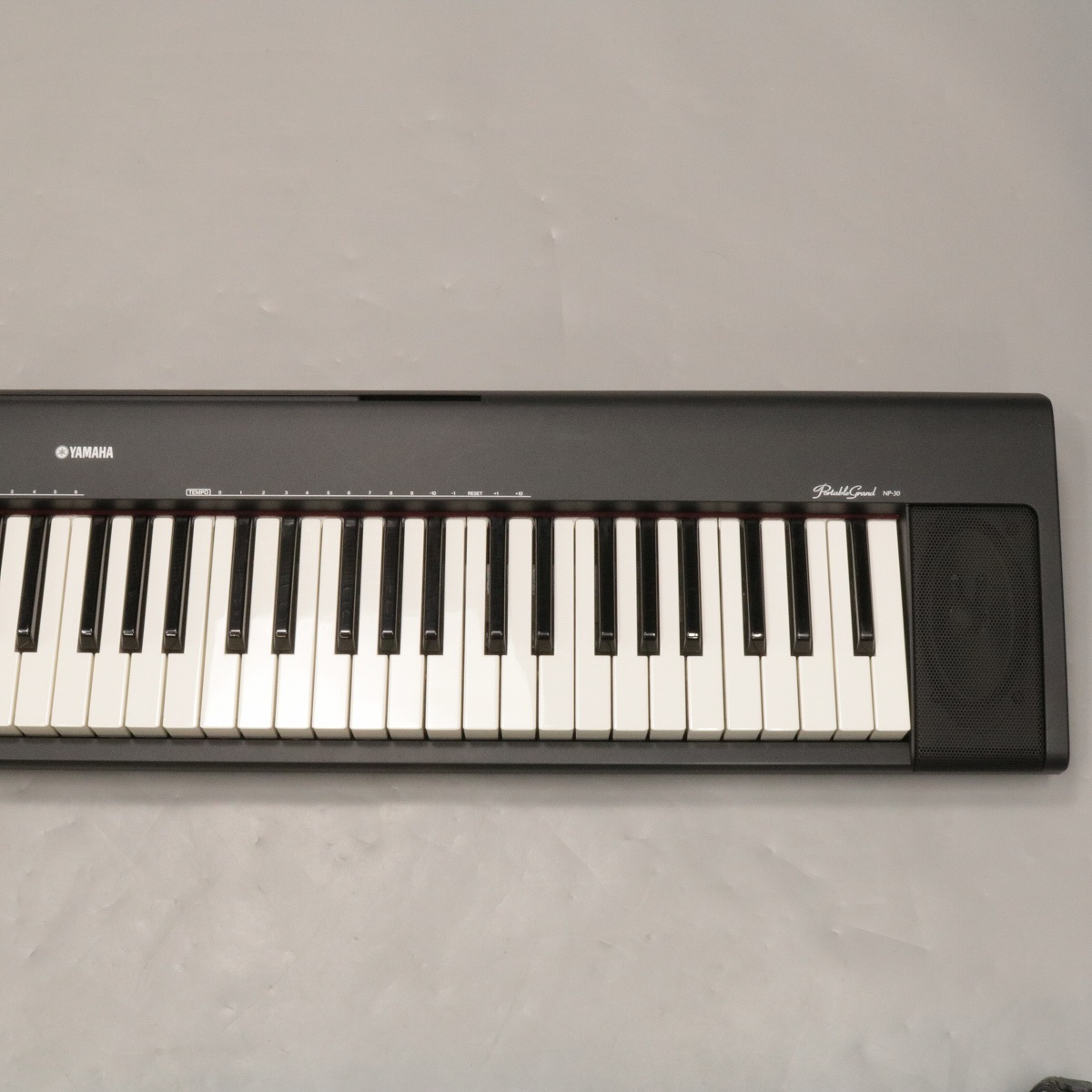 YAMAHA ポータブルグランド NP-30 電子キーボード 76鍵盤 - 鍵盤楽器