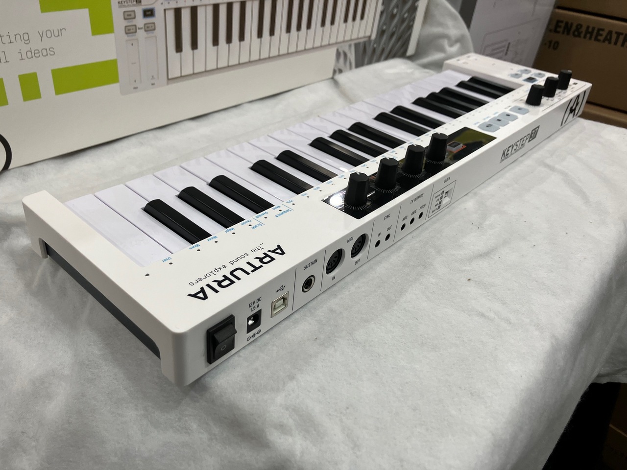 Arturia KeyStep 37 【1台限定B級品特価】即納可能 ◇ MIDIキーボード