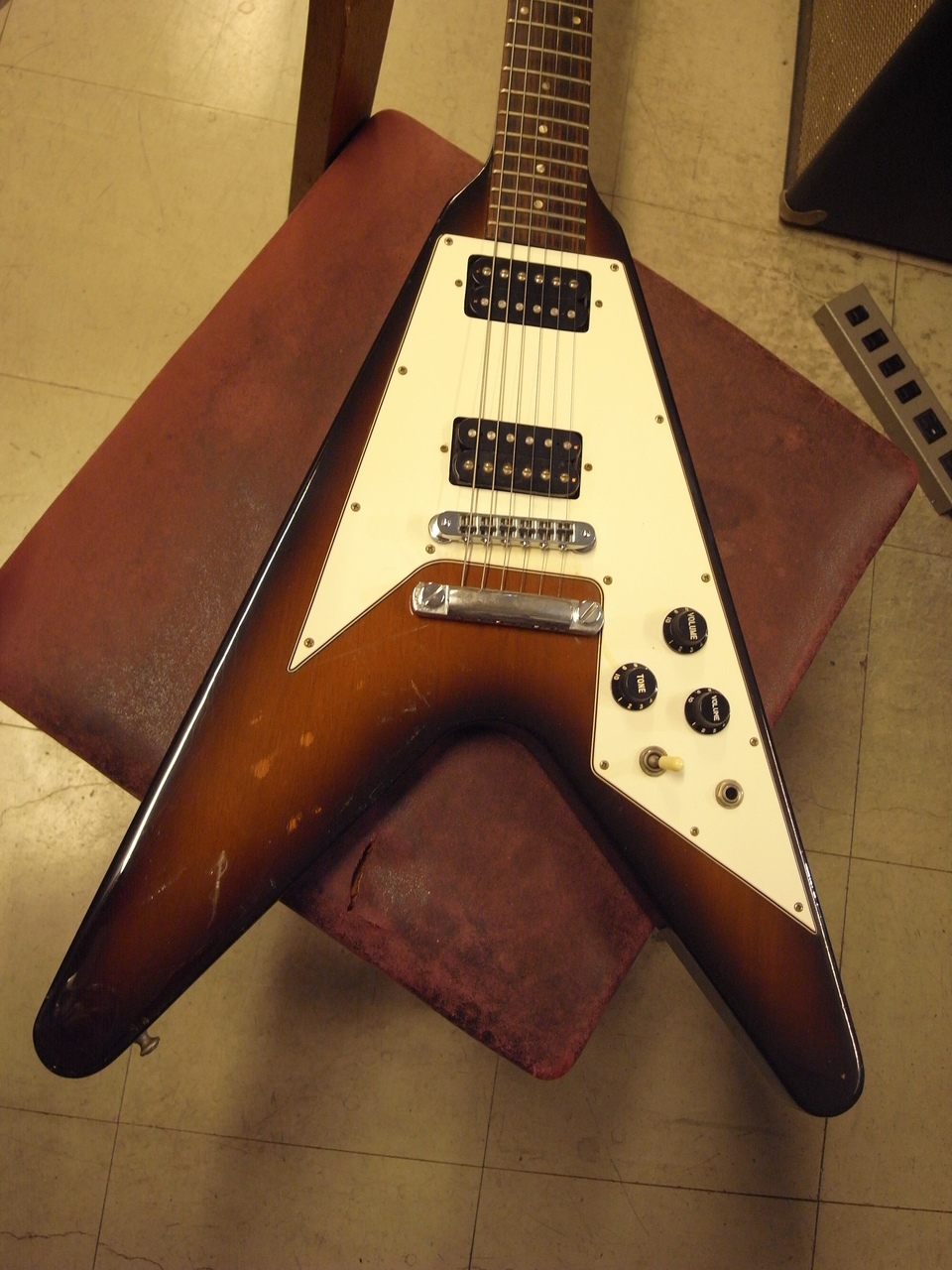 Gibson Flying V 67 (1993)（中古）【楽器検索デジマート】