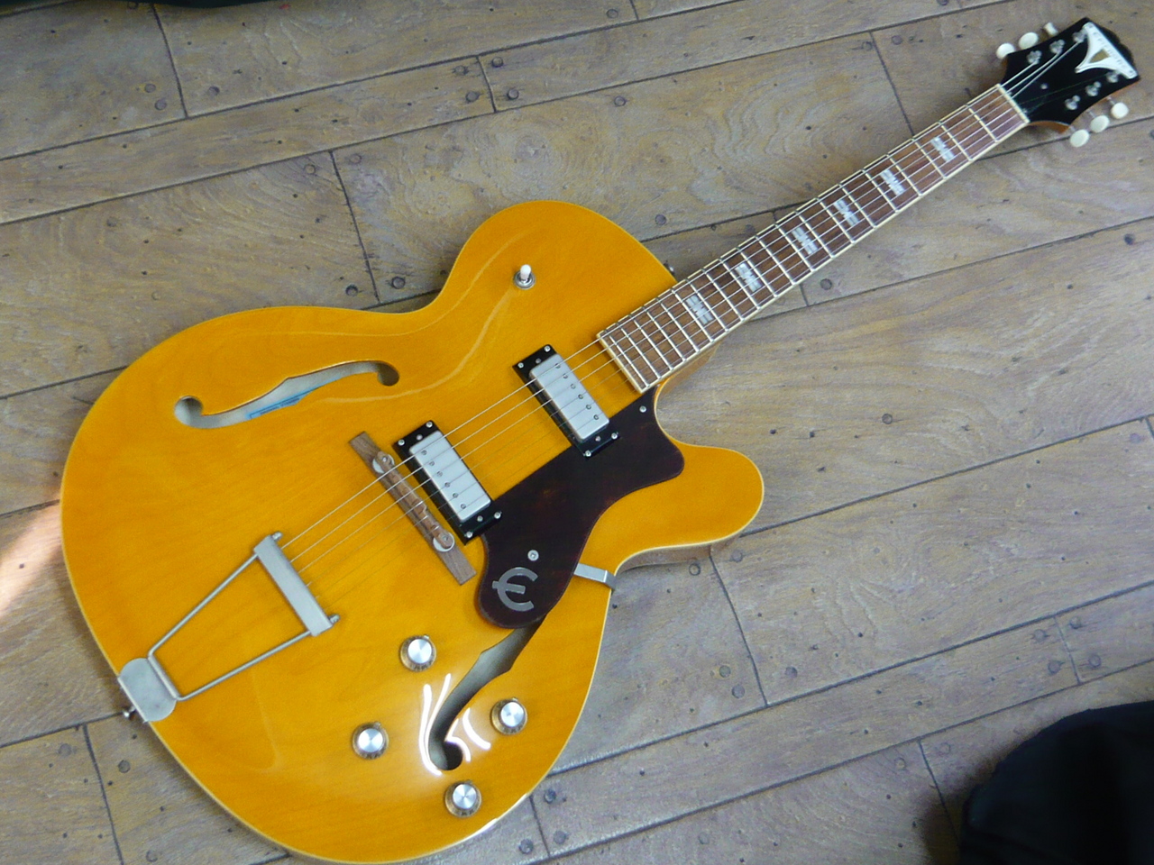 Epiphone John Lee Hooker 100th Anniversary Zephyr Outfit（中古
