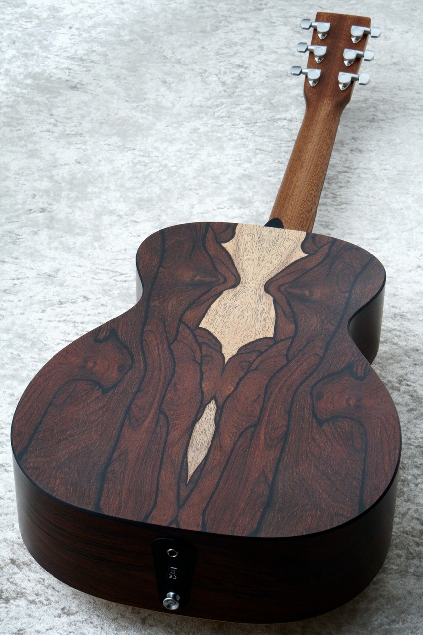 Martin 0-X2E COCO #3082623【エレアコ仕様】【動画あり】（新品