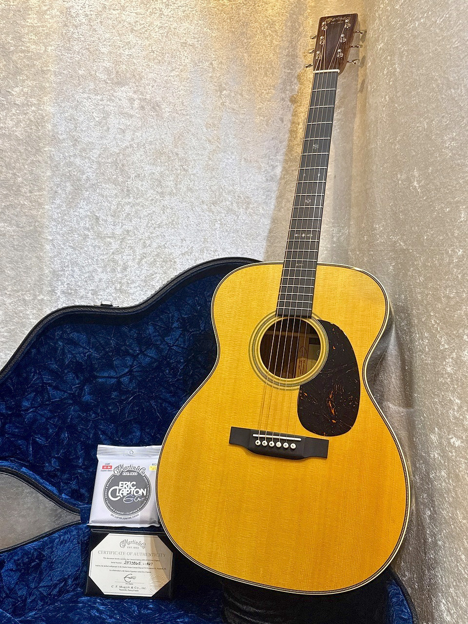 Martin 【試奏動画あり】000-EC 30th Anniversary #2973865