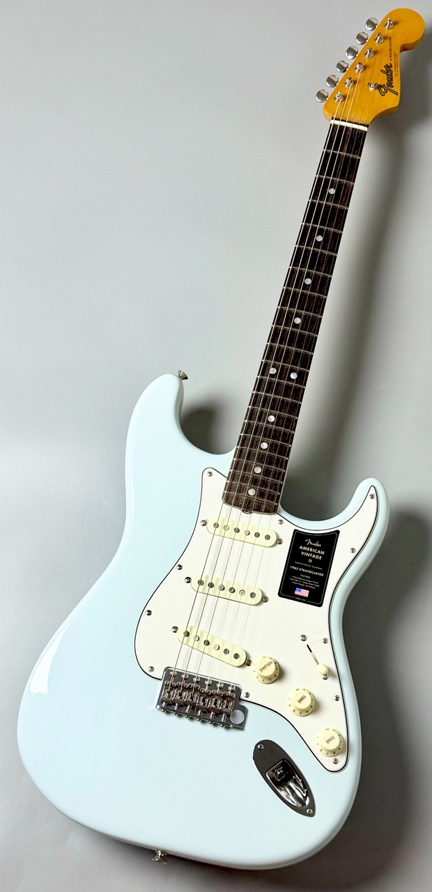 Fender American Vintage II 1965 Stratocaster RW -Sonic Blue